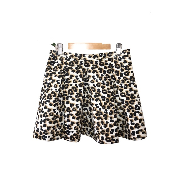 Forever 21 LA•CA Leopard Skirt - Picture 2 of 3